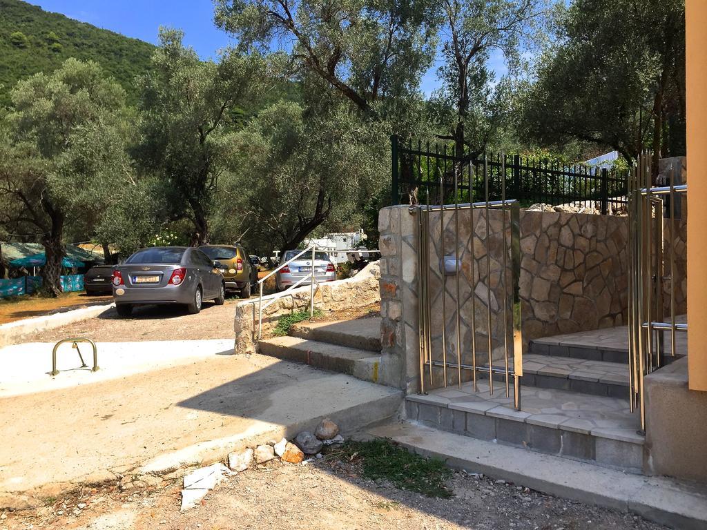 Zanjice Luxury Suite Luštica Esterno foto