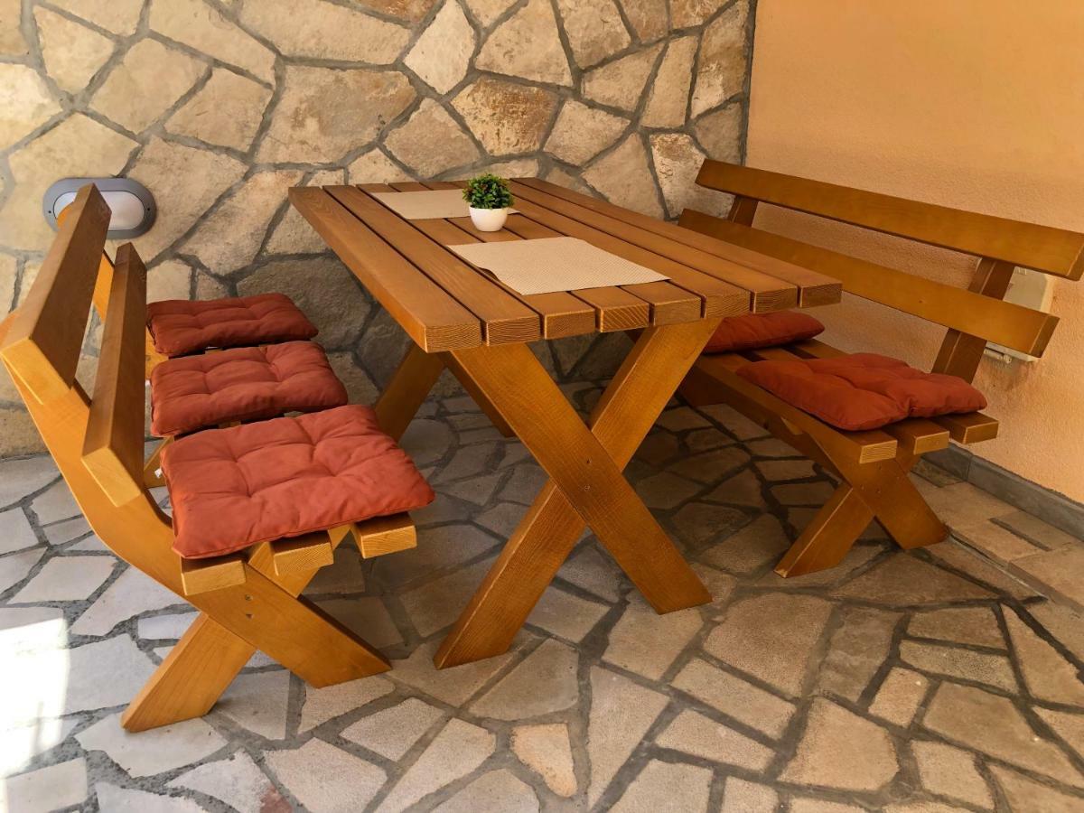 Zanjice Luxury Suite Luštica Esterno foto